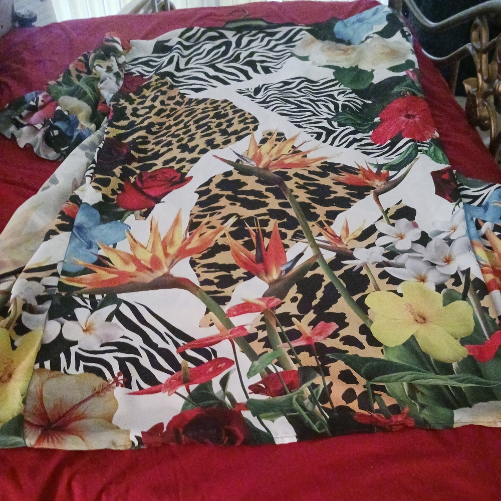 Ashley Stewart multu-colored duster in size 26 with tiered bell sleeves